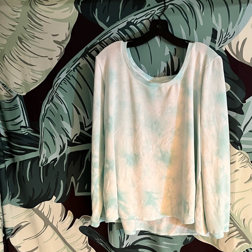 Torrid tie dye sweatshirt